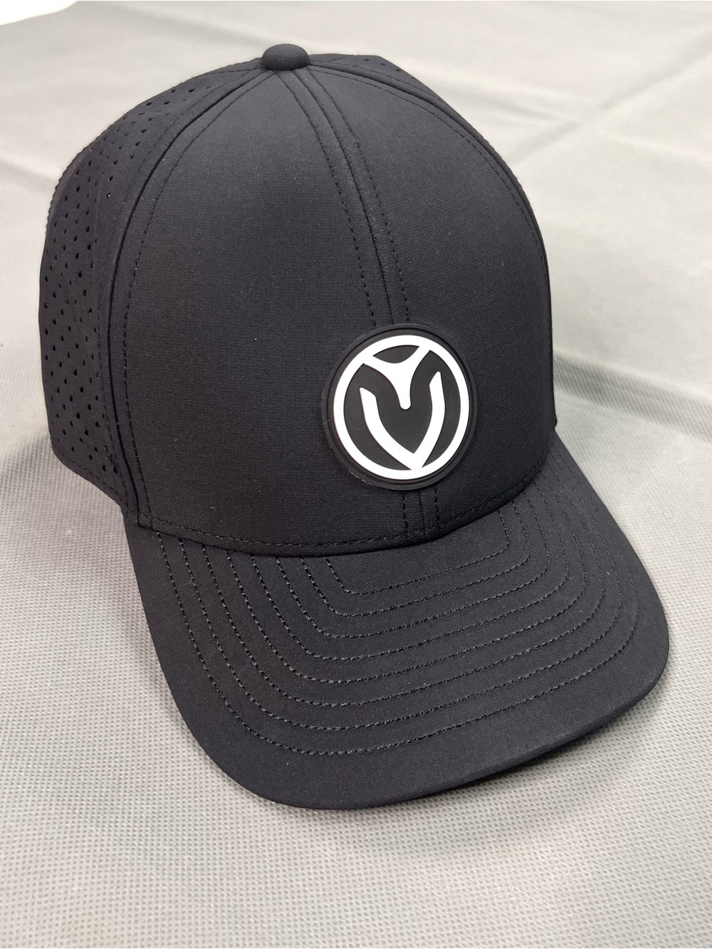Melin x Vessel Golf Hat A-Game Hydro Snapback Cap Black Classic Fit